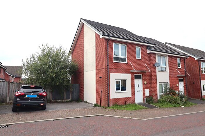2 Bedroom Semi Detached House For Sale In Abraham Street, Blackburn, BB2