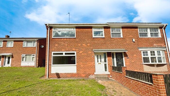 3 Bedroom Semi-Detached House To Rent In Southfields, Stanley, Durham, DH9