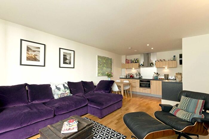 1 Bedroom Flat To Rent In Highbury Stadium Square, London, N5