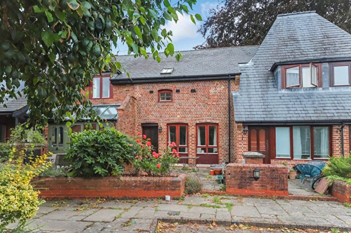 2 Bedroom Property To Rent In Rodwell Yard, Tring, HP23