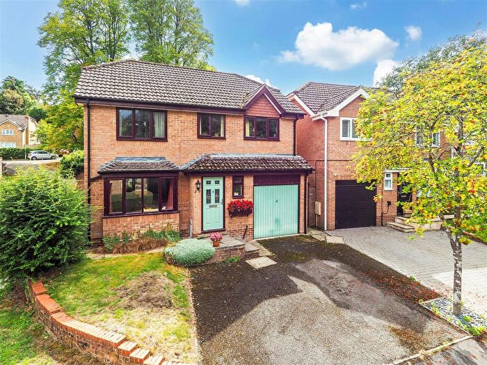 4 Bedroom Detached House For Sale In Brook Way, Anna Valley, Andover, SP11
