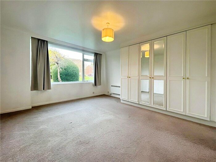 2 Bedroom Apartment To Rent In London Road, Guildford, Surrey, GU1