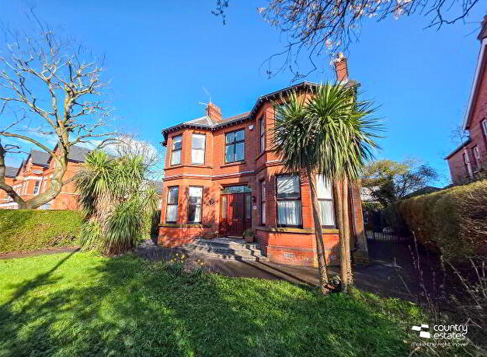 3 Bedroom Detached House For Sale In Cliftonville Road, Belfast, BT14