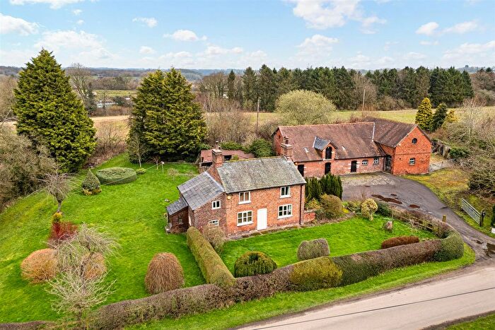 3 Bedroom Farmhouse For Sale In Thorn Tree Farm, Ainsworth Lane, Crowton, CW8