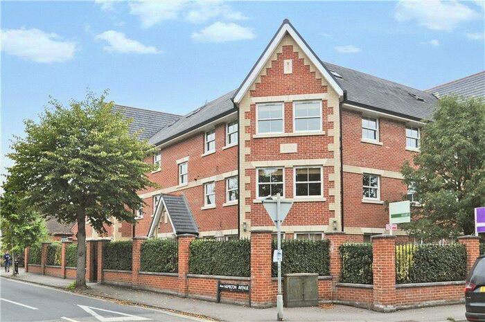 3 Bedroom Penthouse To Rent In The Wheatsheaf, Hamilton Avenue, Henley-on-Thames, Oxfordshire, RG9
