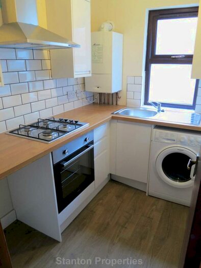 1 Bedroom Apartment To Rent In Wellington Road, Fallowfield, M14