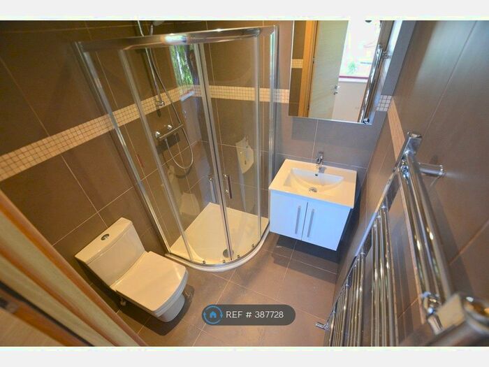 Studio To Rent In Colindale Avenue, London, NW9