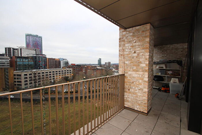 2 Bedroom Apartment To Rent In Vita Apartments, Croydon, CR0