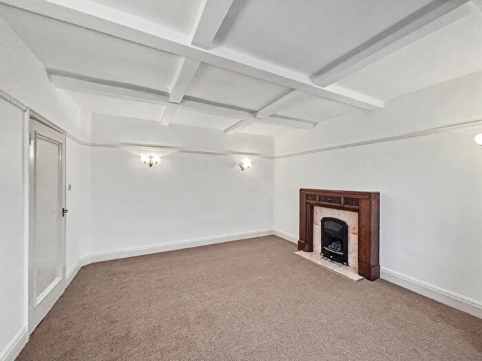 4 Bedroom Detached House To Rent In The Ridgeway, Kenton, Harrow, HA3