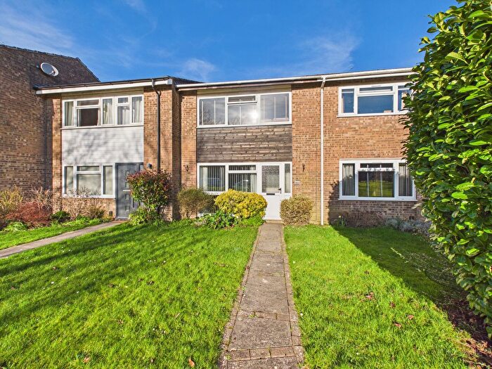 3 Bedroom Terraced House For Sale In Lowfield Way, Hazlemere, High Wycombe, Buckinghamshire, HP15