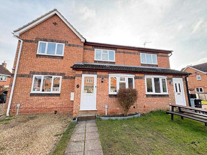 2 Bedroom Terraced House To Rent In Holland Close, Bourne, PE10