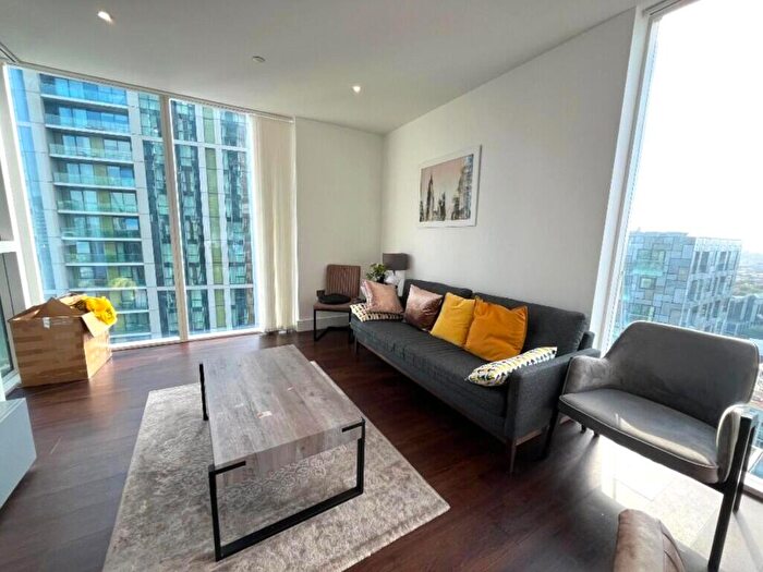 2 Bedroom Apartment To Rent In Harbour Way, London, E14