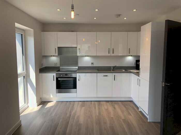 1 Bedroom Flat To Rent In Shenley Road, Borehamwood, WD6