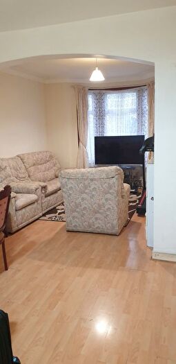 3 Bedroom Terraced House To Rent In Ilford, IG1