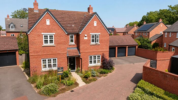 4 Bedroom Detached House For Sale In Ubique Avenue, Meon Vale, Stratford-Upon-Avon, CV37