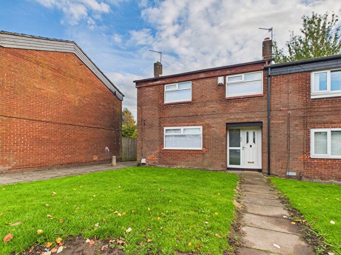 3 Bedroom Town House For Sale In Park Road, St Helens, WA11