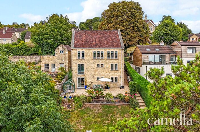 5 Bedroom Detached House For Sale In The Ley, Box, SN13