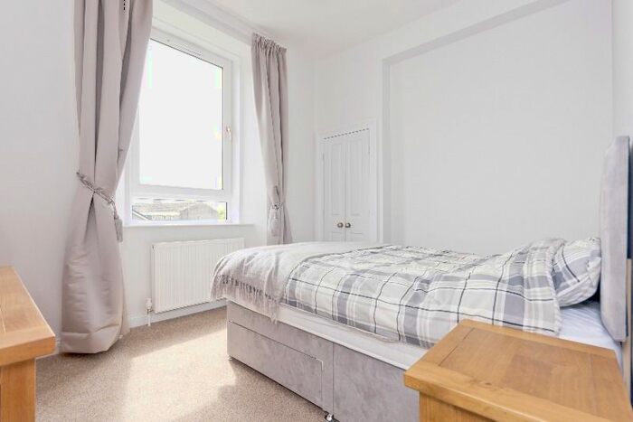 2 Bedroom Flat To Rent In Rosemount Place, Rosemount, Aberdeen, AB25