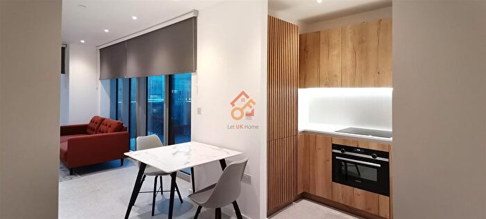Studio To Rent In Jacquard Point, Tapestry Way, London, E1