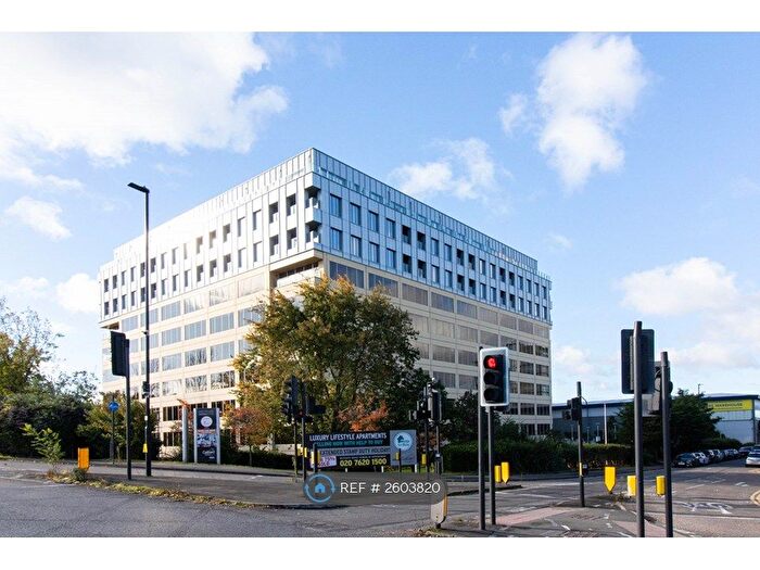 Studio To Rent In Westgate House, London, W5