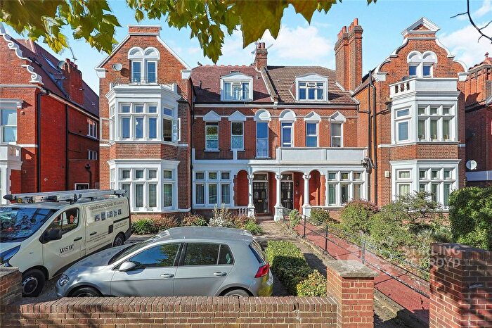 1 Bedroom Flat To Rent In West Hill, Putney, SW15