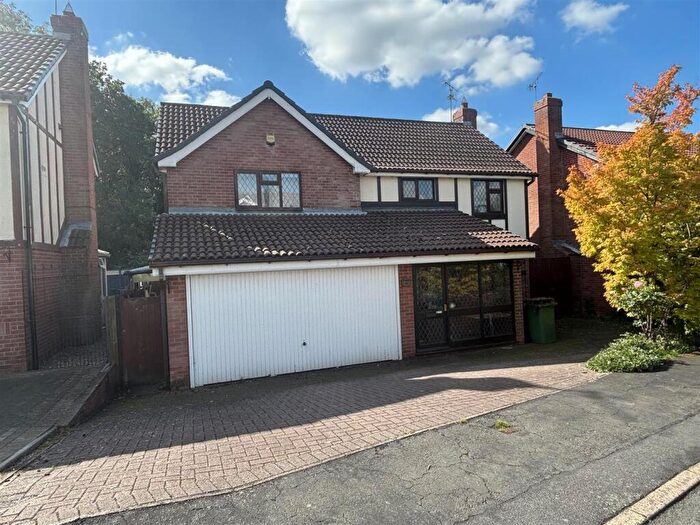 4 Bedroom Detached House For Sale In Peartree Close, Glenfield, Leics, LE3