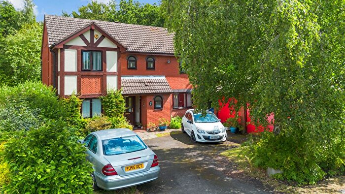 4 Bedroom Detached House For Sale In Ridgebourne Close, Callands, WA5