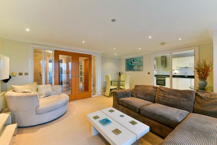 2 Bedroom Apartment To Rent In London Road Stanmore, HA7