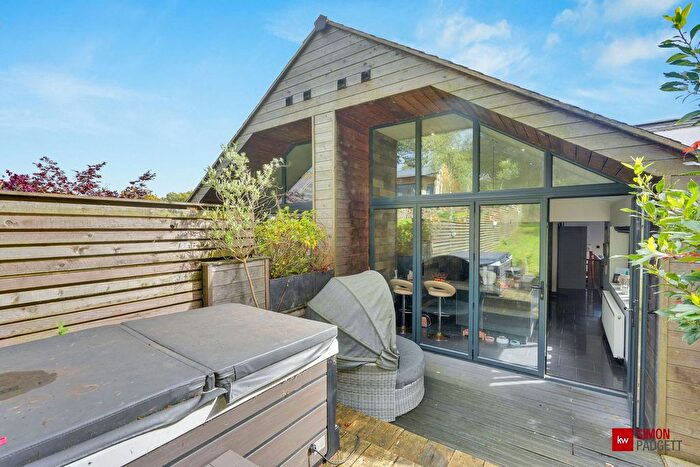 4 Bedroom Semi-detached House For Sale In High Lane, Barnoldswick, BB18