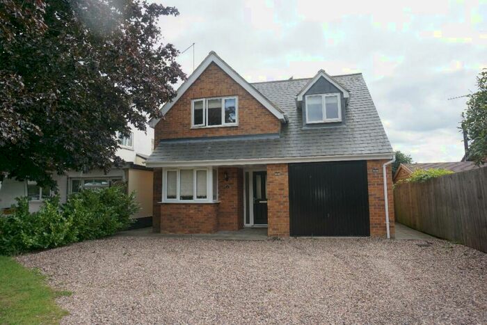 4 Bedroom Detached House To Rent In Easton Lane, Bozeat, NN29