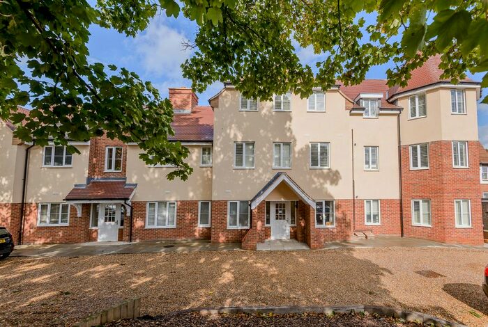 2 Bedroom Flat To Rent In High View, Chorleywood, Rickmansworth, WD3