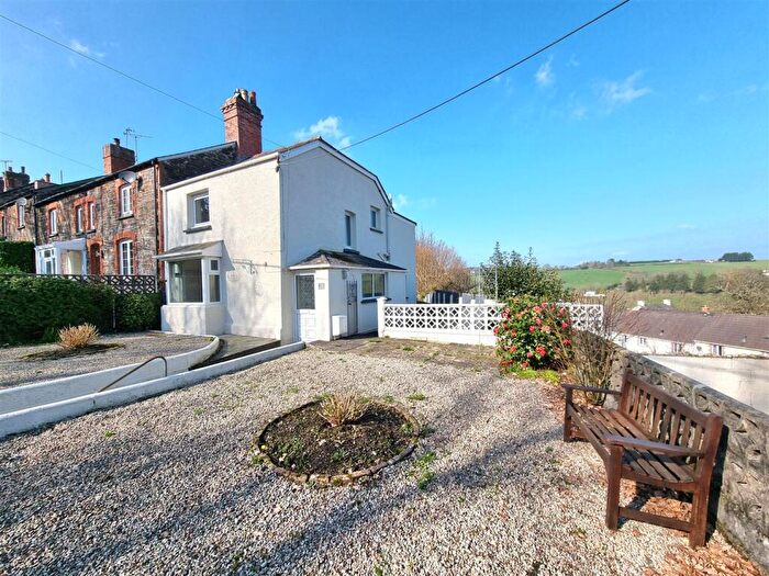 3 Bedroom Cottage For Sale In Kensey View, Launceston, PL15