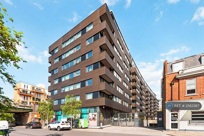 2 Bedroom Flat To Rent In Amelia St, London, SE17