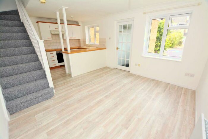 1 Bedroom House To Rent In Veals Mead, Colliers Wood Borders, CR4