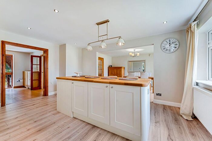 5 Bedroom Detached House For Sale In Hall Lane, Widnes, WA8