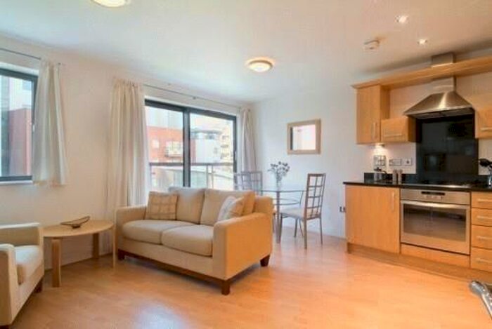 1 Bedroom Flat To Rent In Montaigne Close, London, SW1P