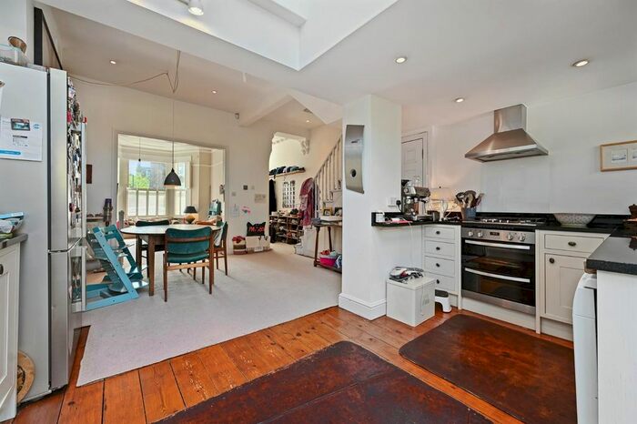 4 Bedroom Detached House To Rent In Sterndale Road, Brook Green, W14