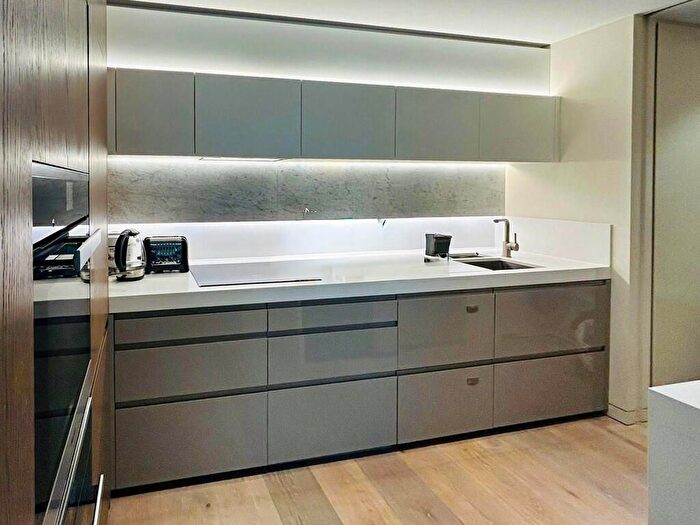 2 Bedroom Flat To Rent In Pearson Square, Fitzroy Place, London, W1T