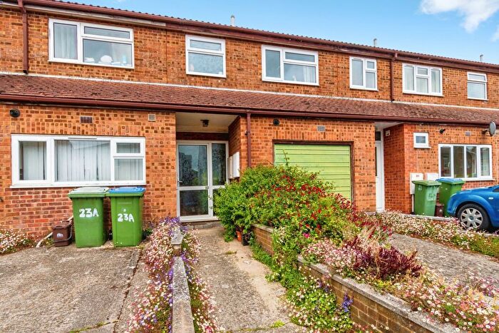 3 Bedroom Terraced House For Sale In Sir Georges Road, Southampton, Hampshire, SO15