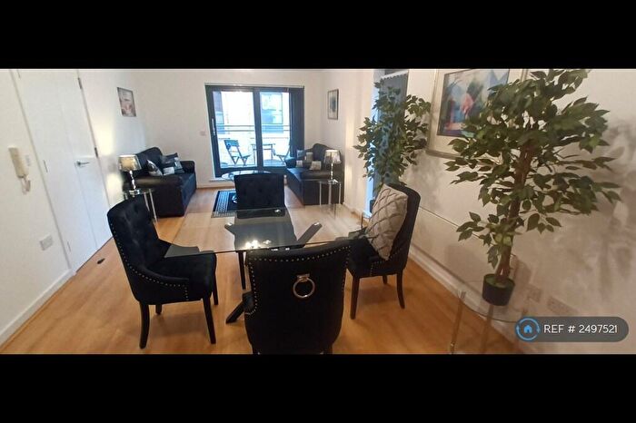 2 Bedroom Flat To Rent In River Street, Manchester, M1