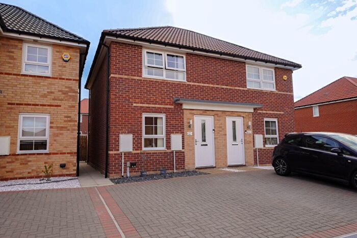 2 Bedroom Semi-Detached House To Rent In Farleigh Drive, Doncaster, Harworth, DN11