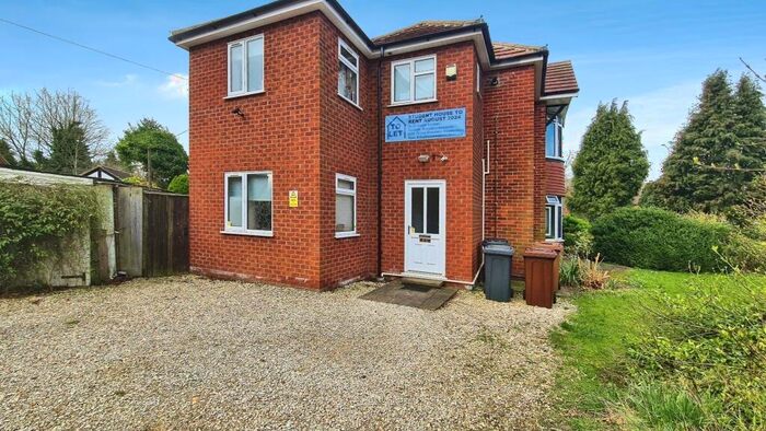 6 Bedroom Semi-Detached House To Rent In Newport, Lincoln, LN1