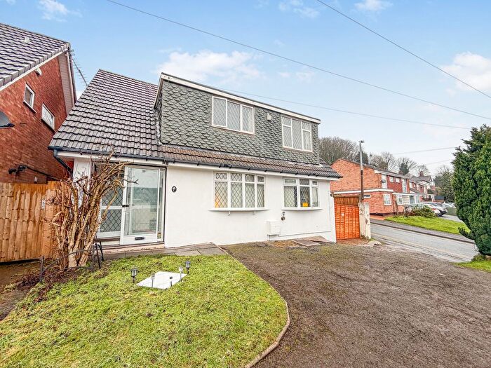 Detached House For Sale In Oakham Road, Dudley, West Midlands, Dudley, DY2