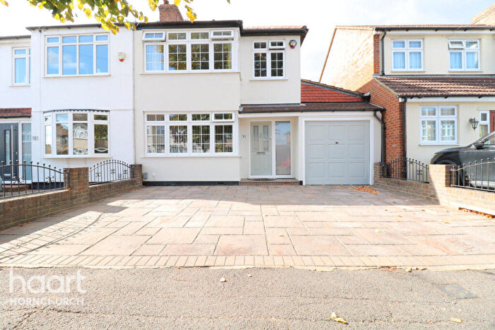 3 Bedroom Semi-Detached House For Sale In Acacia Avenue, Hornchurch, RM12