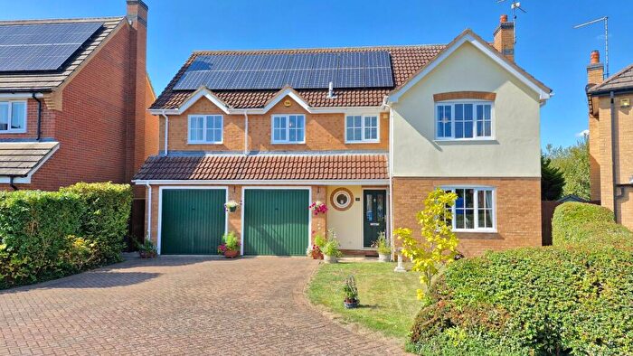 5 Bedroom Detached House For Sale In Chariots Way, Baston, Peterborough, PE6