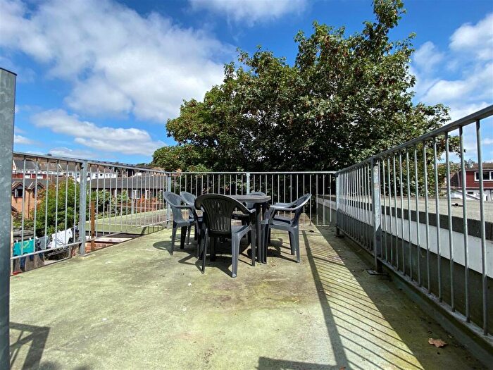 4 Bedroom Duplex To Rent In Preston Road - Terrace, BN1