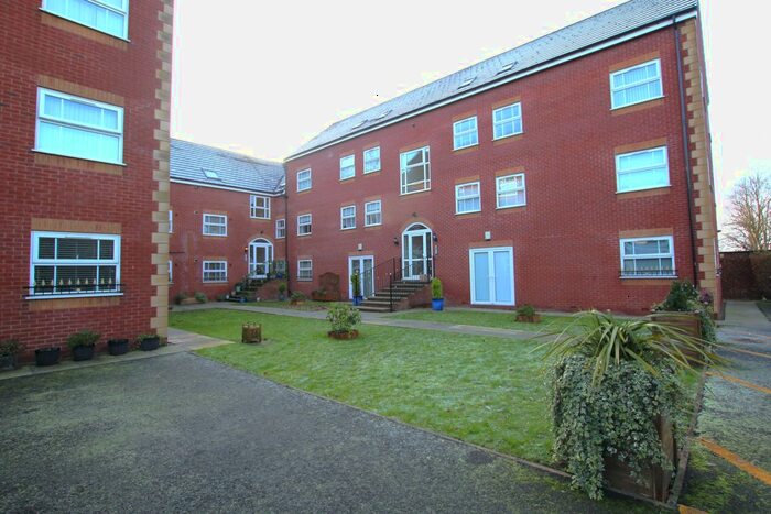 2 Bedroom Flat To Rent In Stanley Road, Huyton, L36