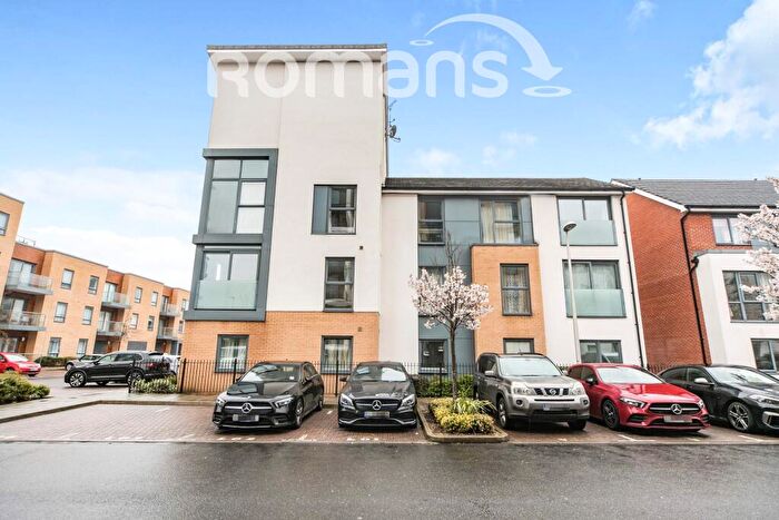 2 Bedroom Flat To Rent In Drake Way, Reading, RG2