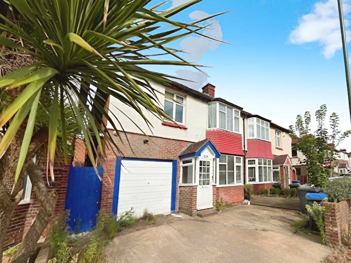 6 Bedroom Semi-Detached House To Rent In Old Shoreham Road, Southwick, BN42