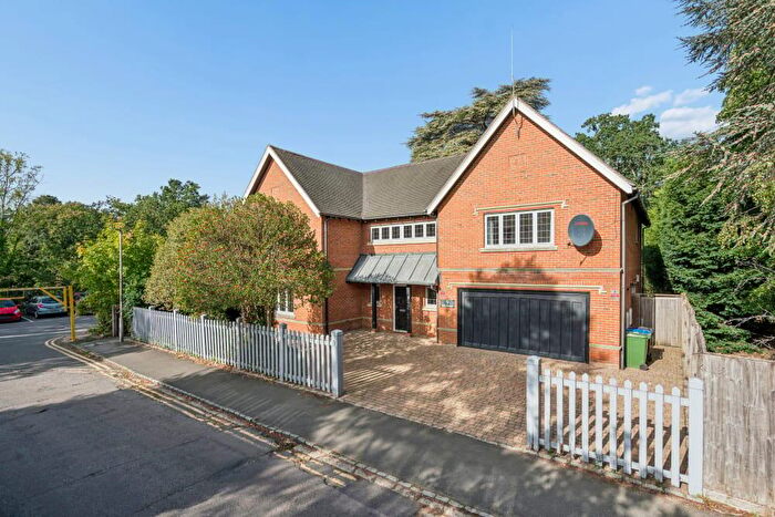 5 Bedroom Detached House For Sale In Orchehill Rise, Gerrards Cross, SL9